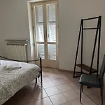 Apartment “coccole Nel Borgo” 2min To Outlet Serravalle Scrivia